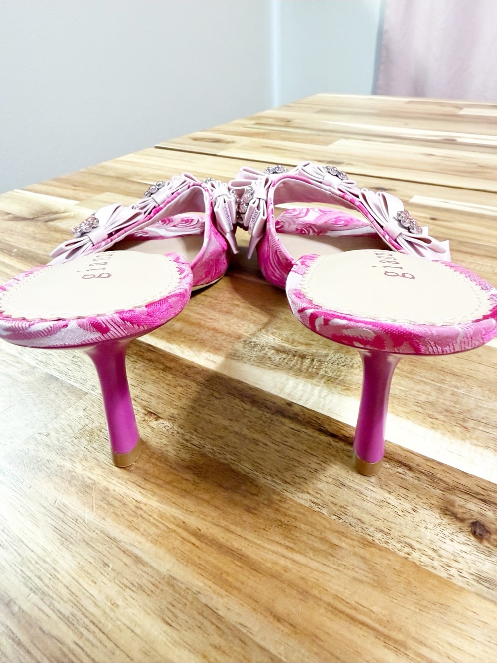 Gianni Bini Lele Floral Pink Satin Rhinestone Embellished Bow Heeled Sandals 9 - Picture 9 of 12